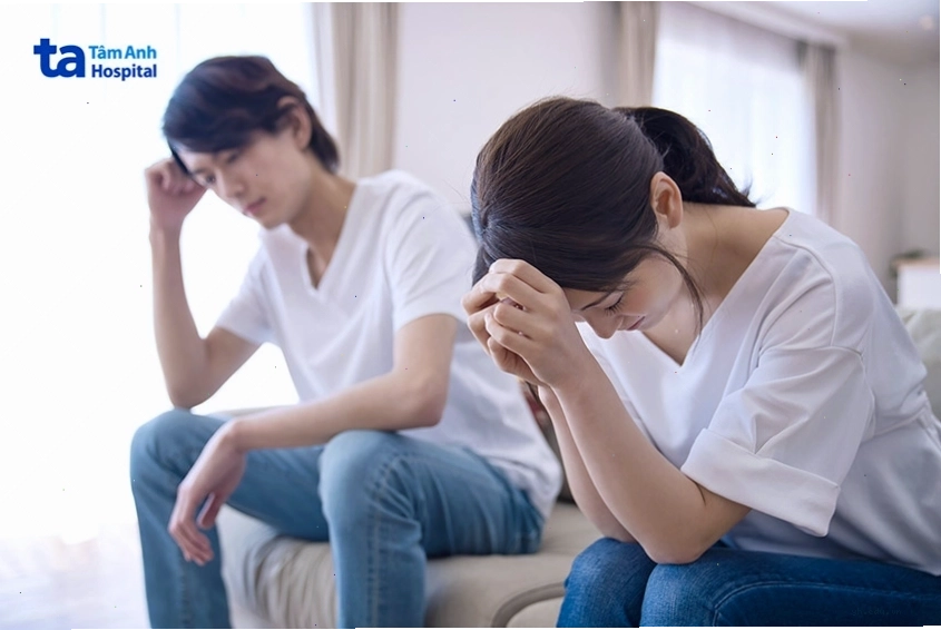 Ảnh minh họa tầm quan trọng của việc thăm khám y tế khi gặp triệu chứng