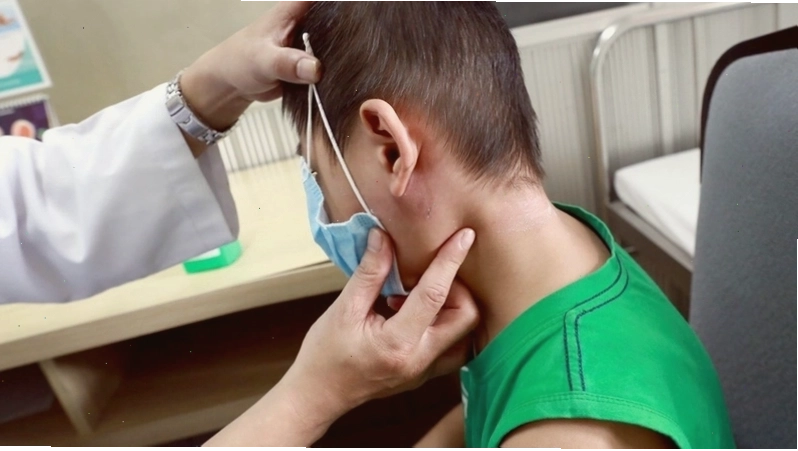 Ảnh mô tả các tổn thương da do vi khuẩn Burkholderia pseudomallei gây ra