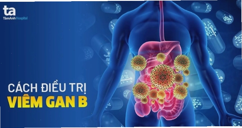 Bác sĩ đang tư vấn phác đồ điều trị viêm gan B