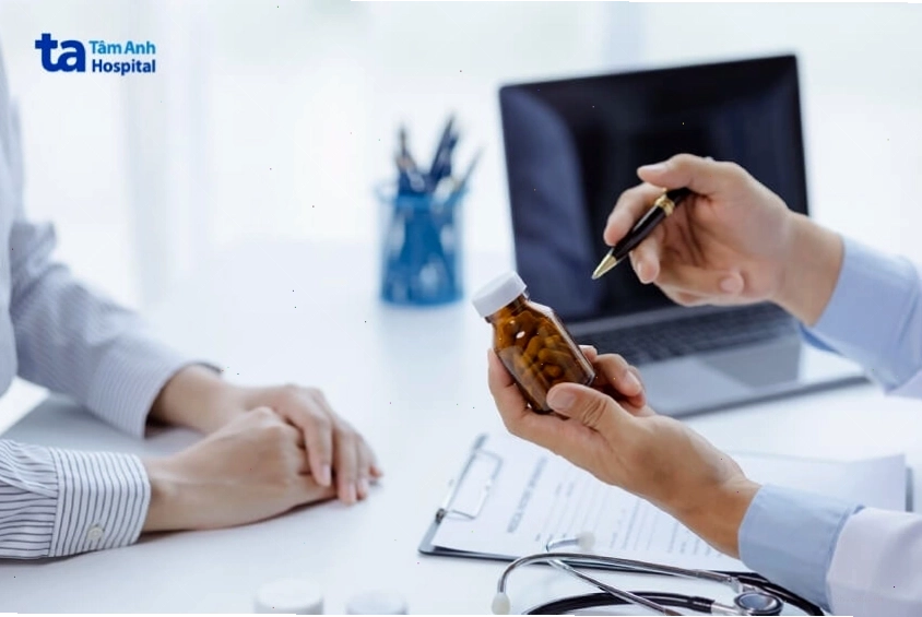 Bác sĩ tư vấn cách dùng thuốc