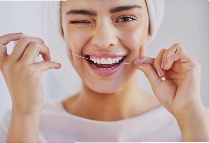 Bác sĩ tư vấn sức khỏe về tình trạng đắng miệng