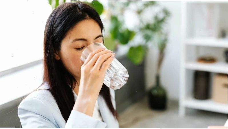 Cách chăm sóc da tay khi bị nổi đốm