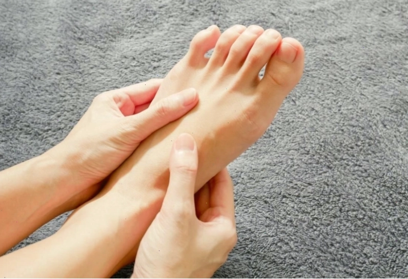 Cách điều trị tê tay chân tại nhà