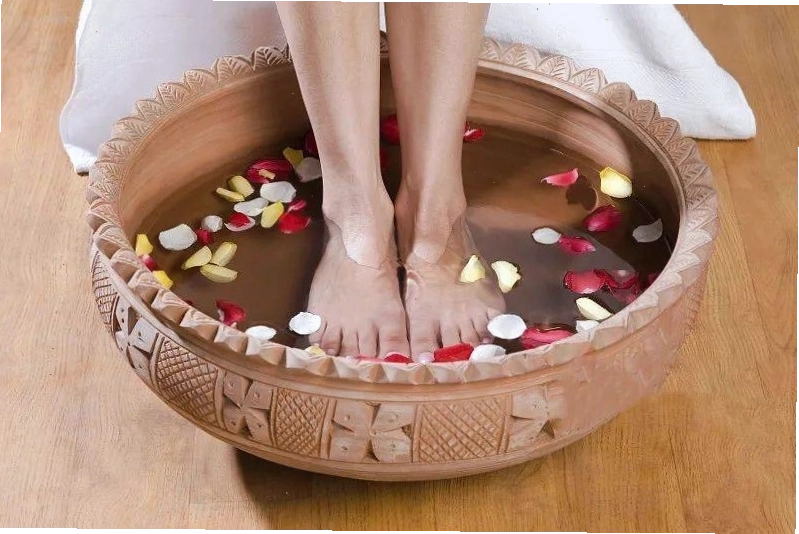 Cách xử trí tê ngón chân cái tại nhà hiệu quả