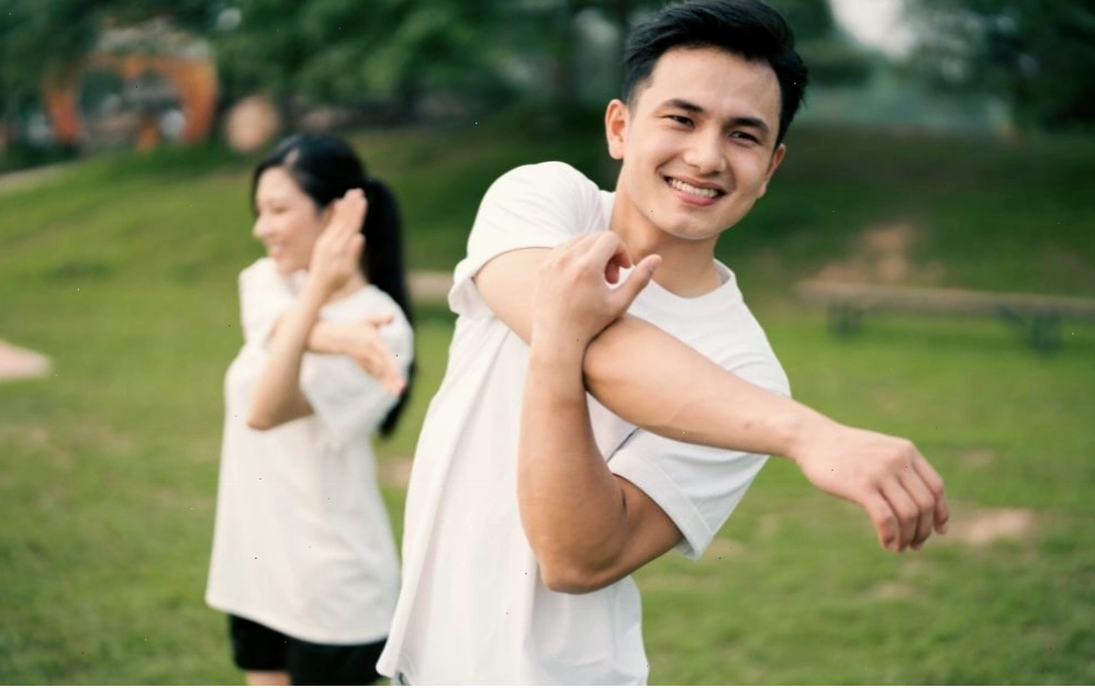 Cải thiện tê tay tại nhà