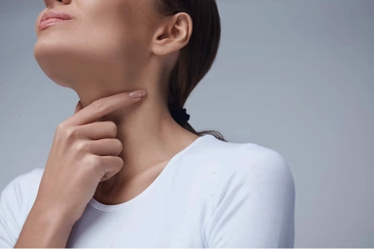 Cảm giác nuốt nước bọt bị nghẹn