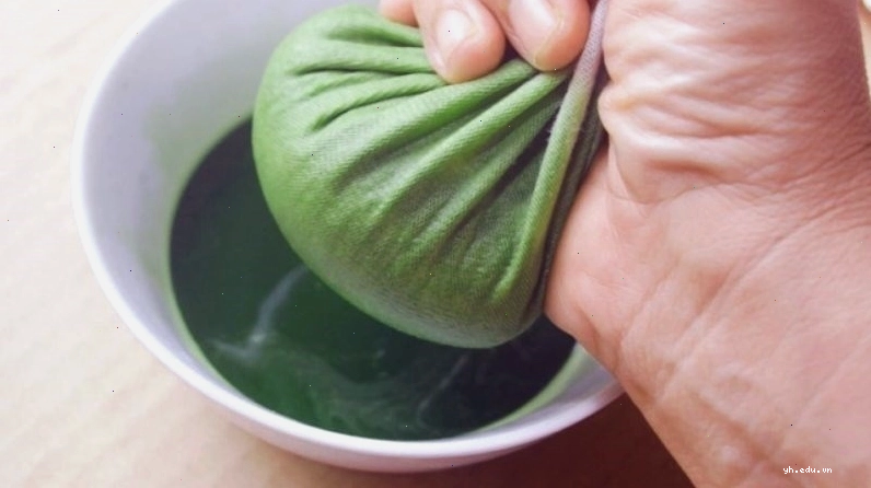 Đắp tầm bóp lên da bị mụn