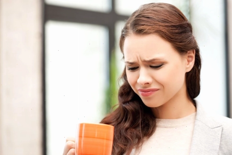 Dấu hiệu nhận biết sớm đắng miệng