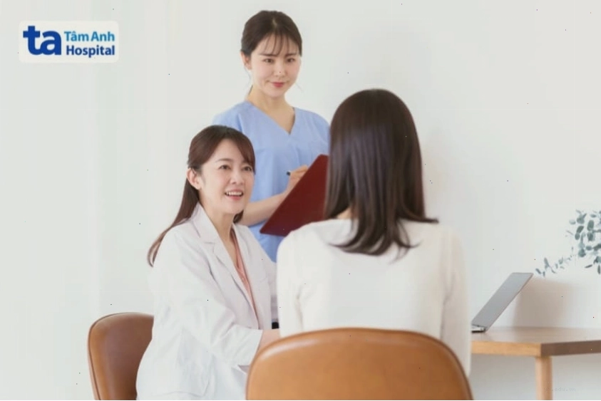 Đi khám khi ngủ mơ linh tinh