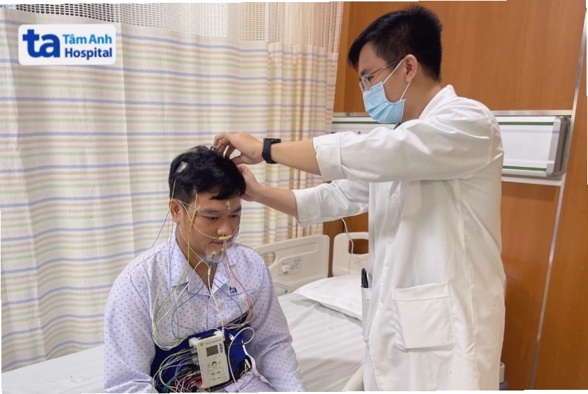 Đo đa ký giấc ngủ để chẩn đoán vấn đề ngủ nhiều