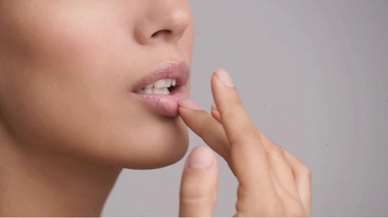 Đừng ngần ngại gặp bác sĩ chuyên khoa khi tình trạng nổi hạt Fordyce khiến bạn mệt mỏi