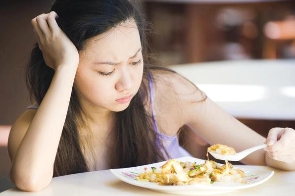 Giải mã hiện tượng ăn không thấy ngon là bệnh gì và cách xử lý hiệu quả