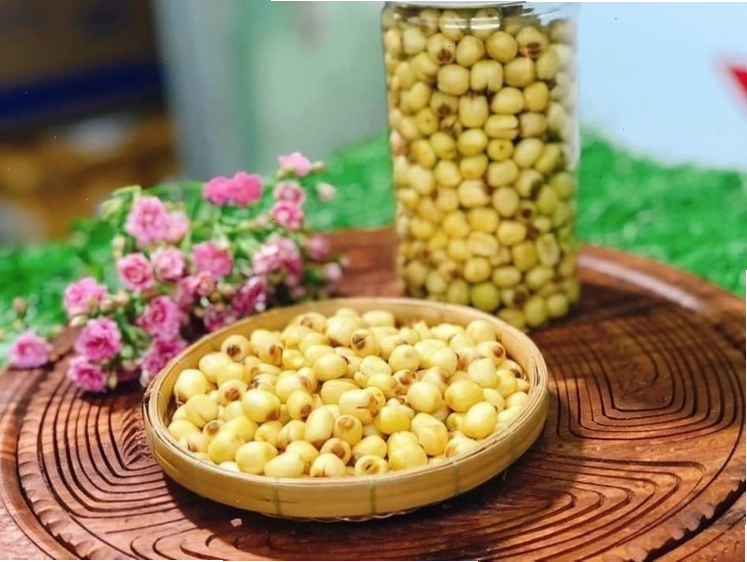 Hạt sen hỗ trợ giấc ngủ và điều hòa cholesterol