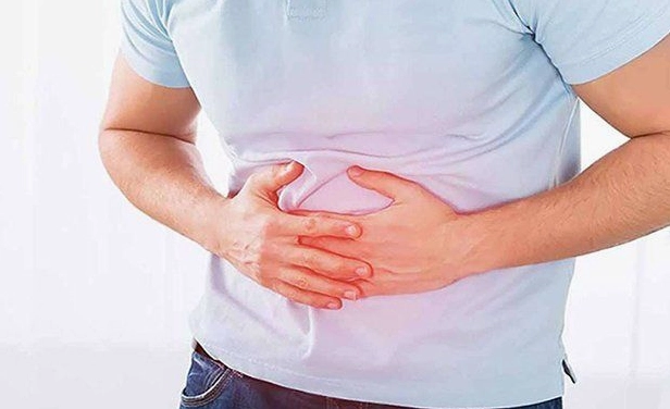 Hay bị đánh hơi là bệnh gì và cách nhận diện triệu chứng tiêu hóa