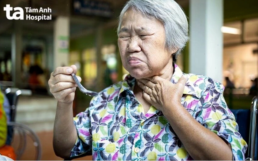 Hình ảnh cổ họng có cảm giác bị nghẹn