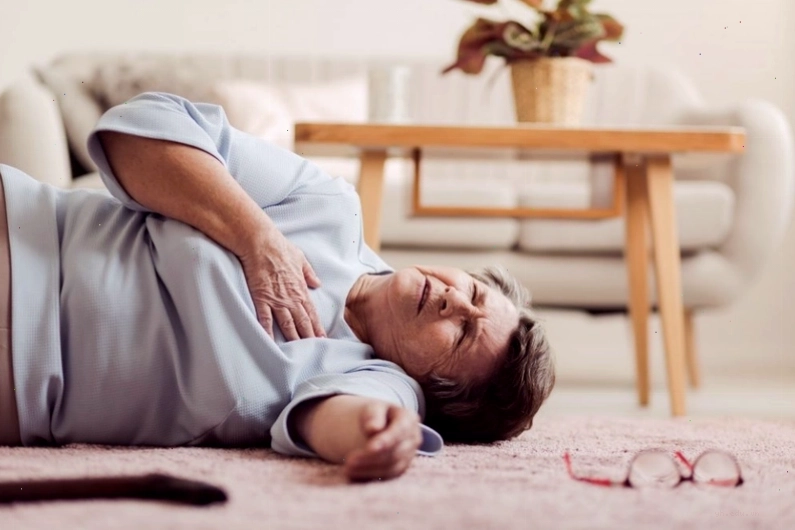 Hình ảnh đồ họa về các bước sơ cứu khi có người ngất xỉu