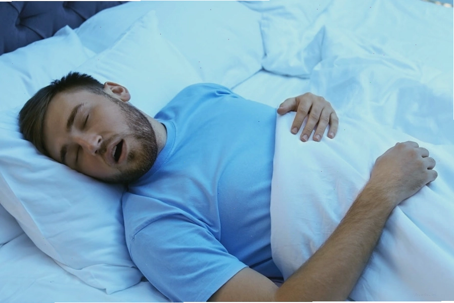 Hình ảnh minh họa triệu chứng đắng miệng do vấn đề tiêu hóa