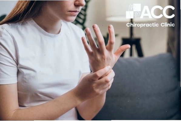 Hình ảnh mô phỏng hiện tượng chuột rút ngón tay