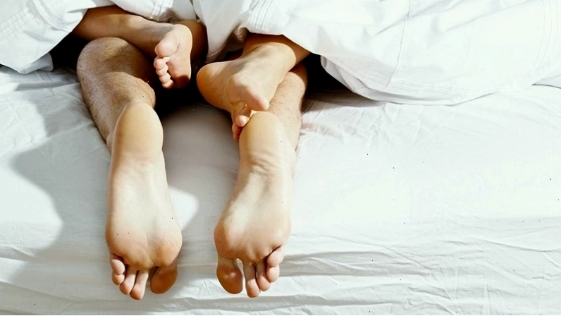 Hình ảnh mô tả STD là thuật ngữ chỉ nhóm bệnh lý lây qua đường tình dục do quan hệ không an toàn