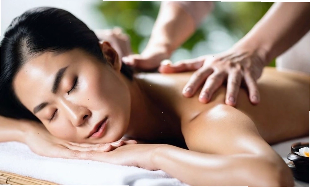 Kết hợp bài tập xoa bóp cùng rượu gừng
