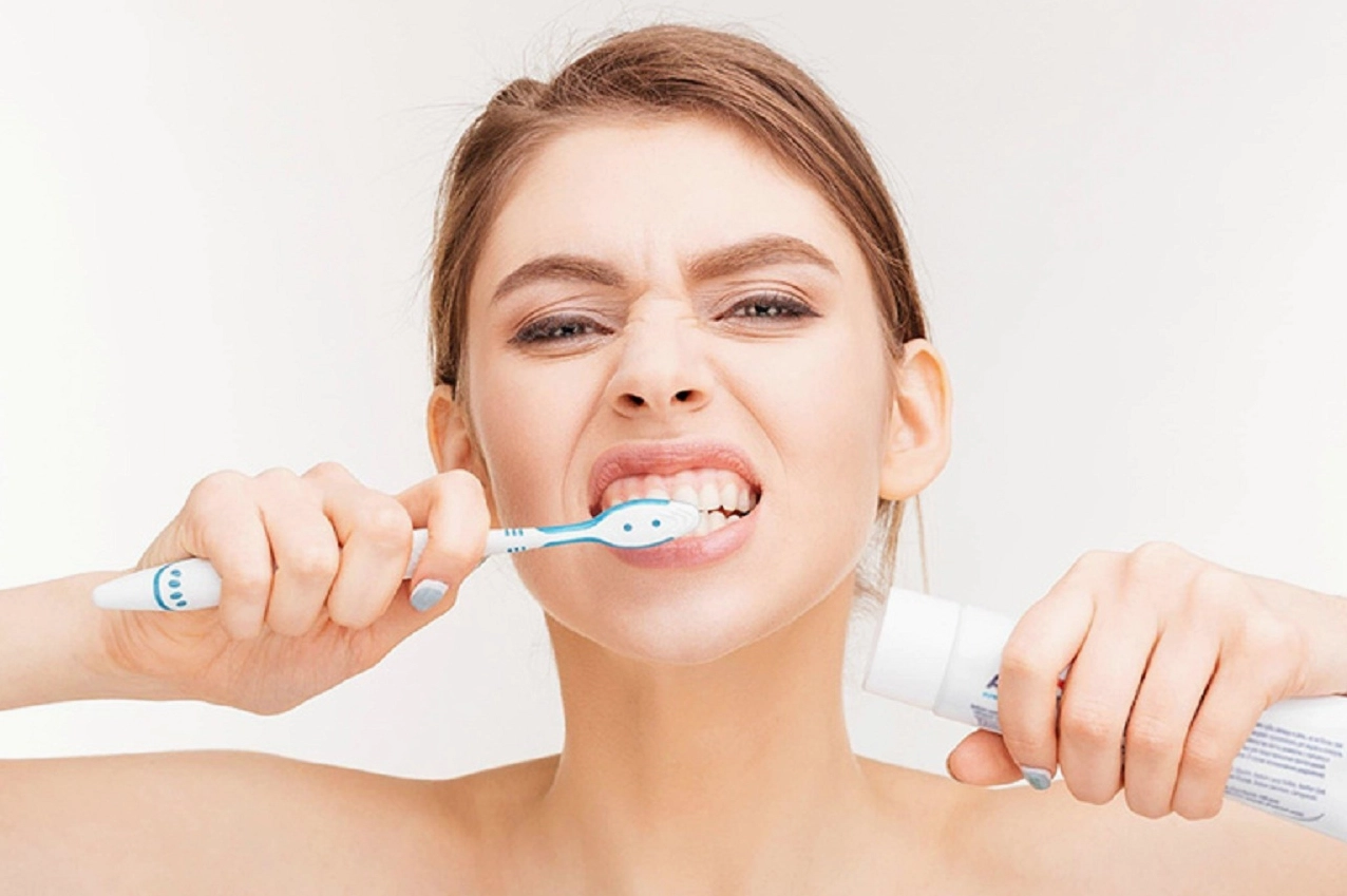 Lưỡi có rêu trắng là bệnh gì và những lưu ý y khoa quan trọng