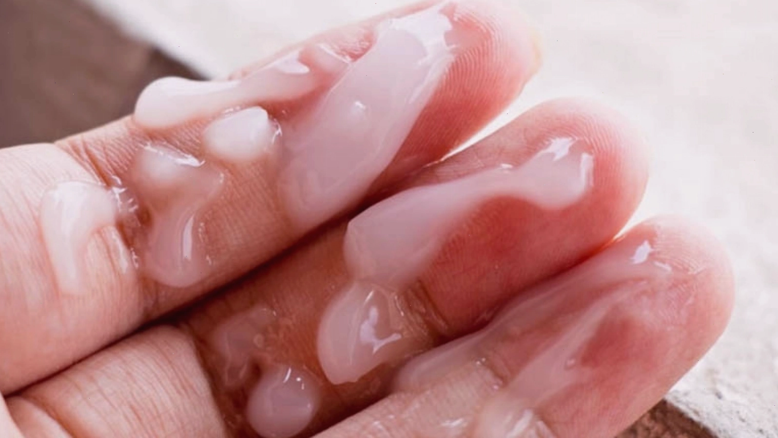 Màu sắc mùi vị của dịch tiết phản ánh tình trạng sức khỏe