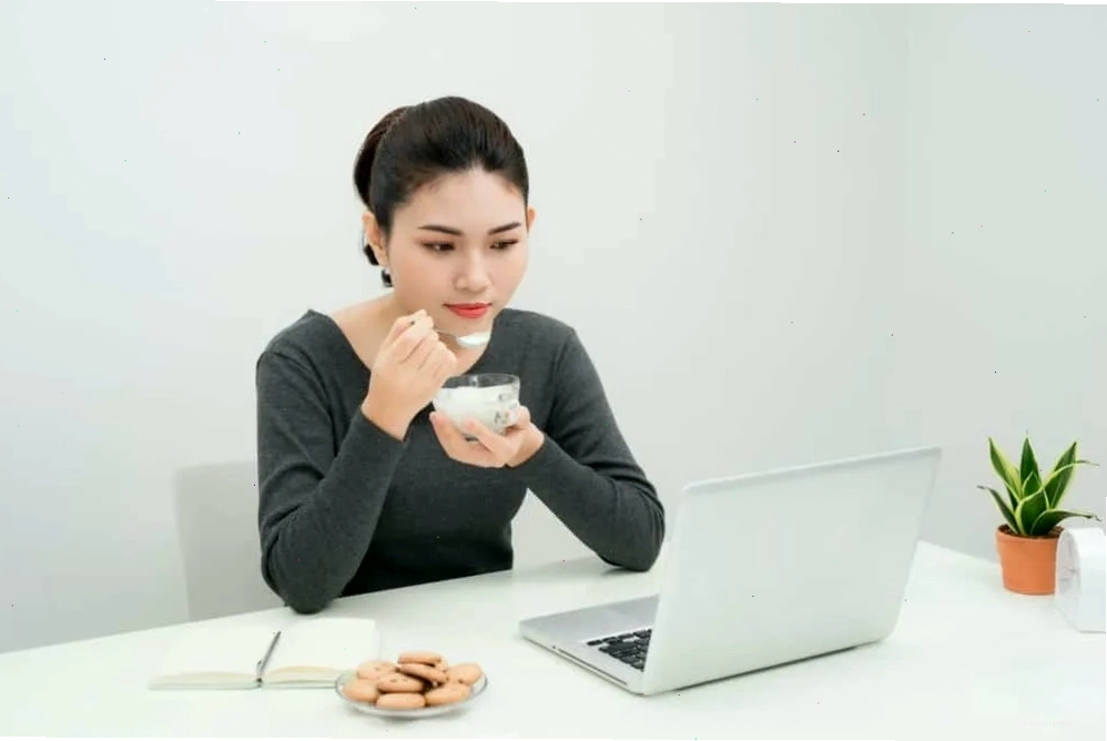 Minh họa xì hơi nhiều và nặng mùi