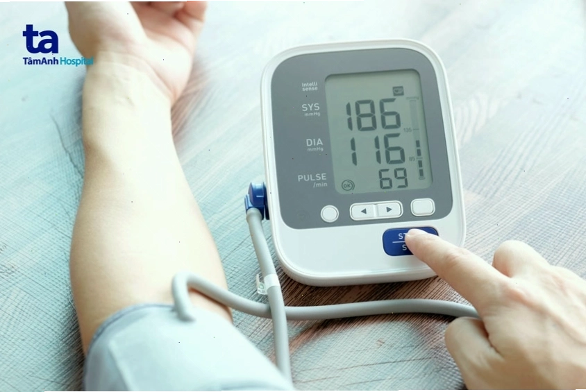 Mối liên hệ giữa tăng huyết áp và mỡ máu cao