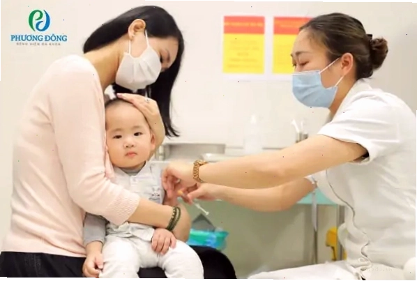 Mỗi người cần chủ động tiêm vắc xin phòng bệnh đủ liều