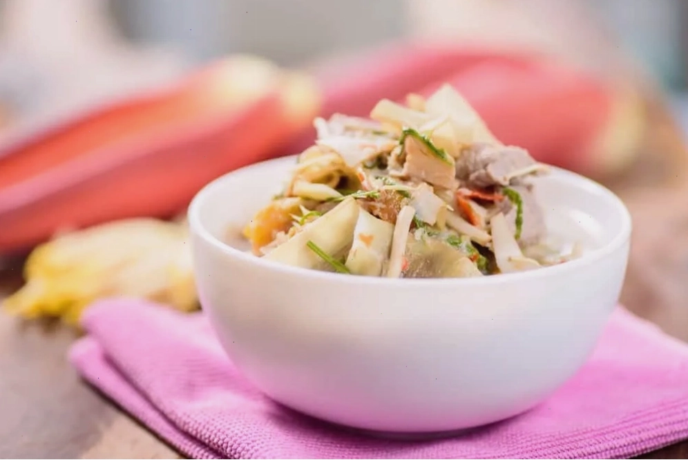 Món canh chua hoa chuối bổ dưỡng