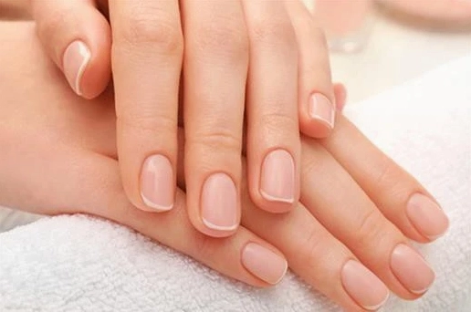 Móng chân bị chẻ đôi là bệnh gì và những dấu hiệu nguy hiểm cần lưu ý