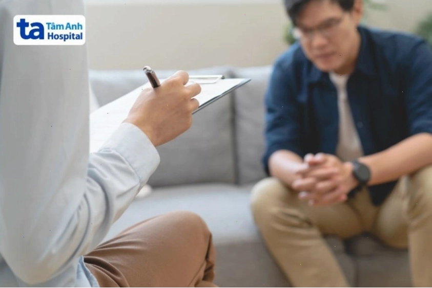 Nam giới cần thăm khám khi thấy dấu hiệu bất thường