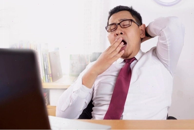 Ngáp liên tục và chảy nước mắt có thể do bệnh lý về mắt hoặc thần kinh