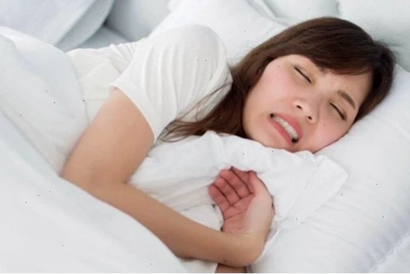 Nghiến răng có thể xảy ra cả khi thức và ngủ tùy vào mức độ bệnh lý