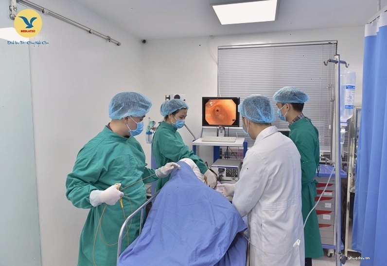 Người bệnh cần khám chuyên khoa để tìm ra nguyên nhân nếu chảy máu hậu môn thường xuyên