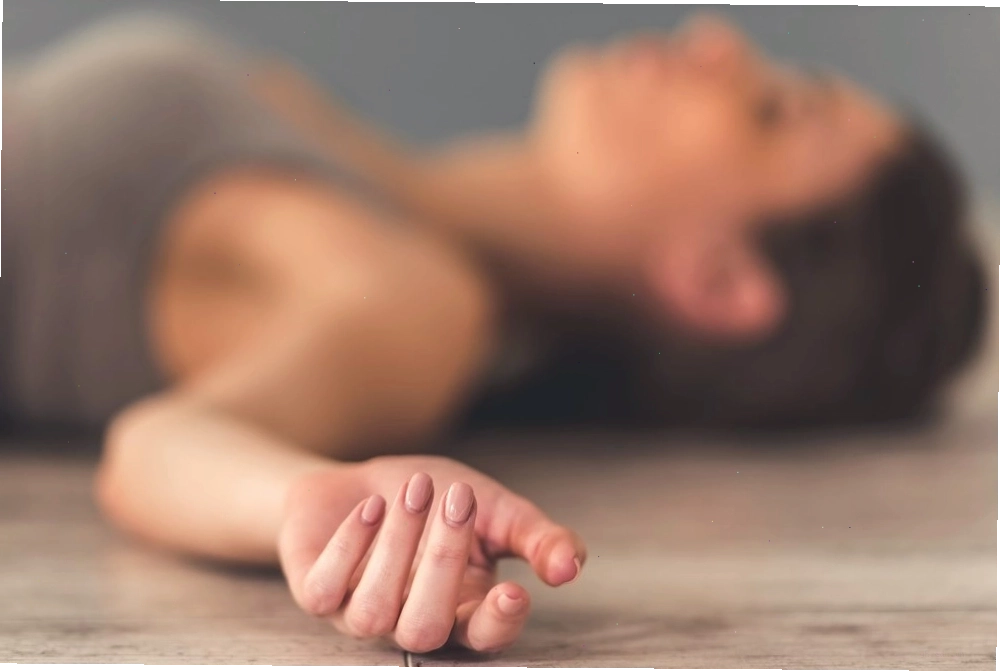Người bị ngất xỉu trên phố