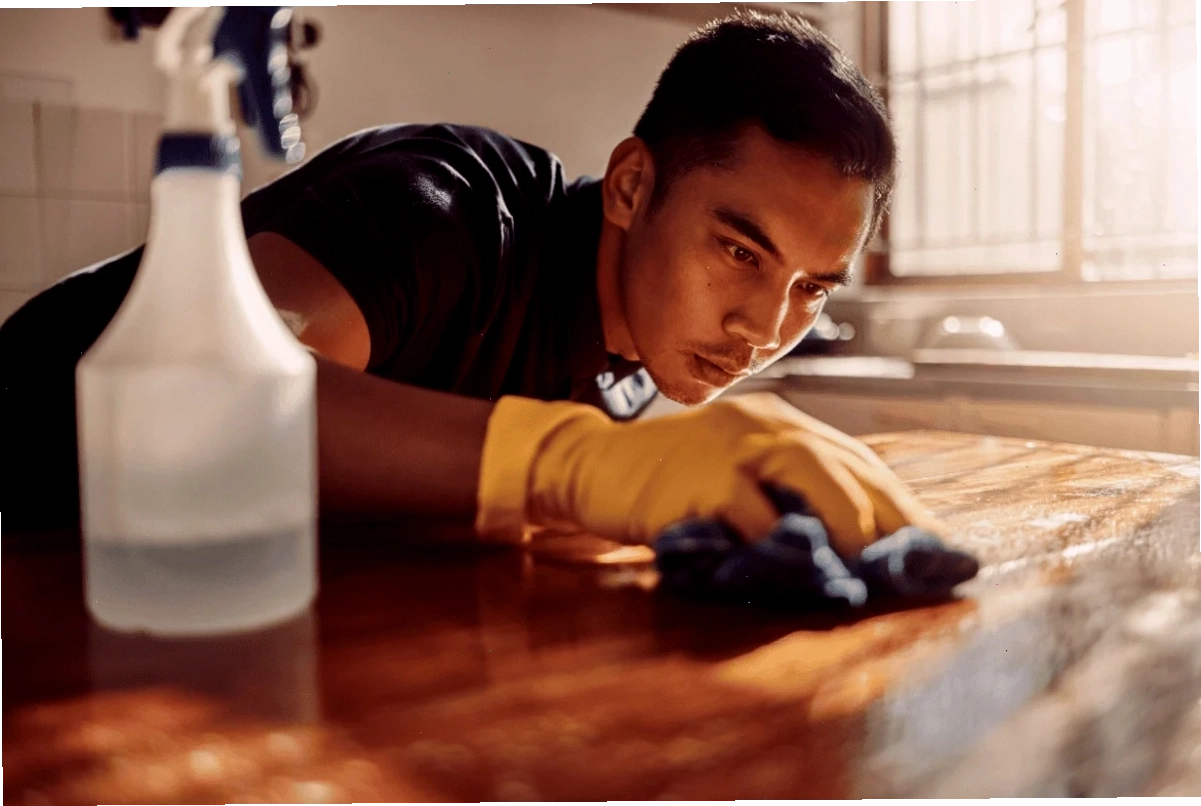 Người bị OCD luôn đặt ra quy tắc dọn dẹp