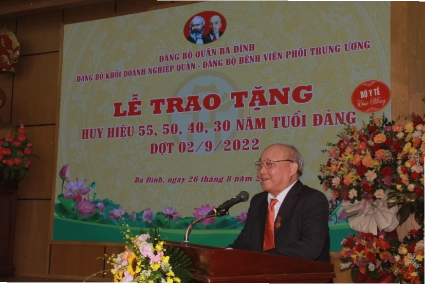 Nguyên Bộ trưởng Bộ Y tế Nguyễn Quốc Triệu tâm huyết với y tế cơ sở