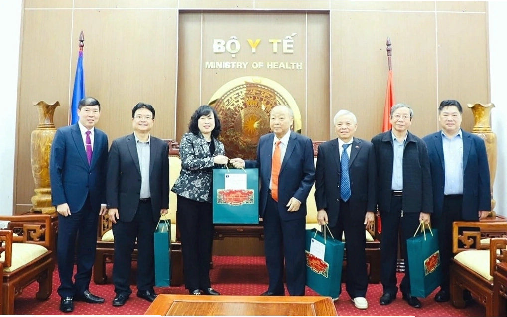 Nguyên Bộ trưởng Y tế Nguyễn Quốc Triệu trong sự nghiệp
