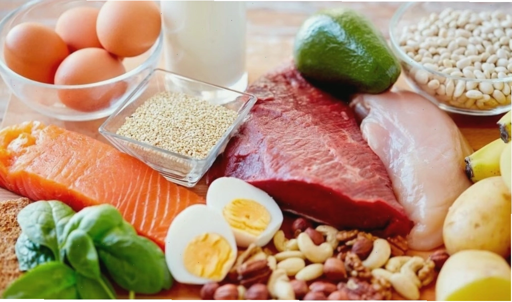 Nguyên nhân và dấu hiệu thừa đạm