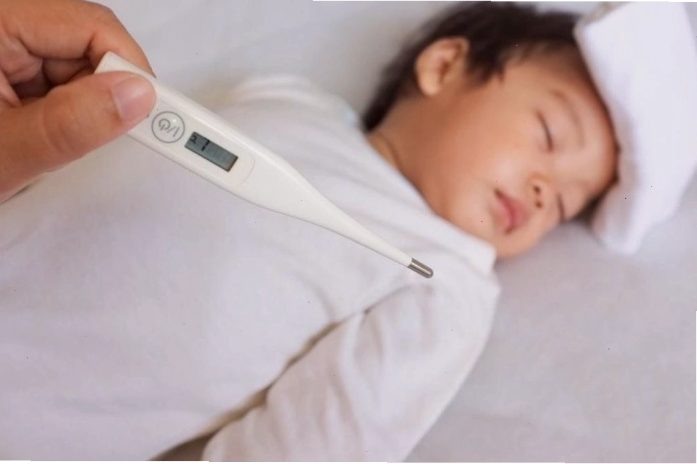 Phản ứng phụ sau khi tiêm vắc xin như sốt là dấu hiệu cơ thể đang tạo miễn dịch