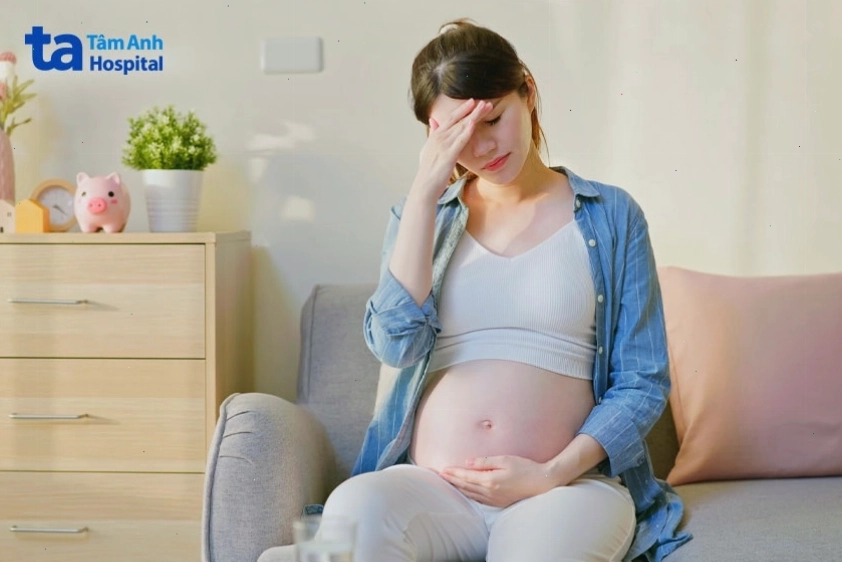 Phụ nữ mang thai bị thiếu máu
