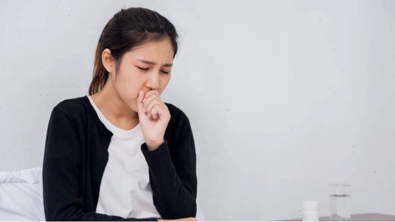Quả khế giúp điều trị sốt, ho, tiêu chảy, đau đầu mãn tính