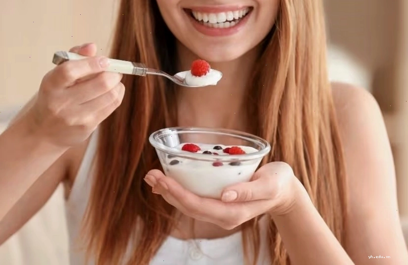 Sử dụng sữa chua hỗ trợ tiêu hóa
