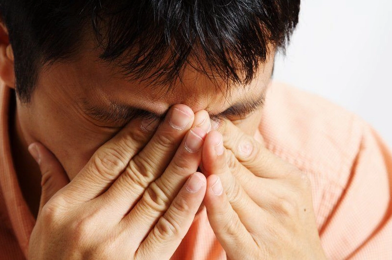 Syphilis là bệnh gì và những thông tin y khoa cần nắm vững