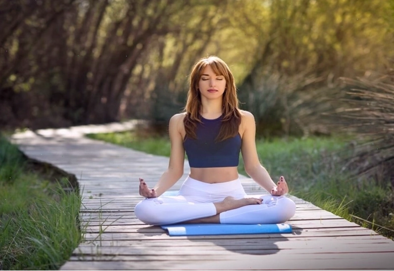 Tập yoga cải thiện sức khỏe thể chất
