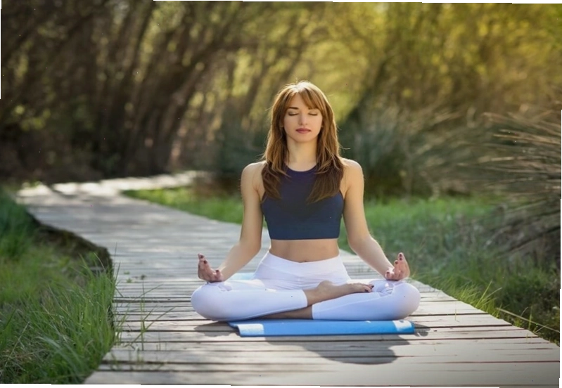 Tập yoga hỗ trợ cải thiện tiêu hóa