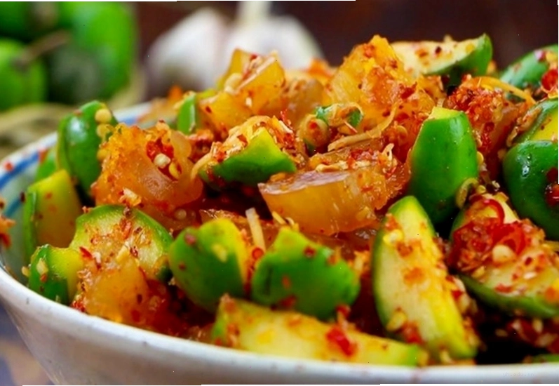 Tránh ăn đồ chua trước khi ngủ