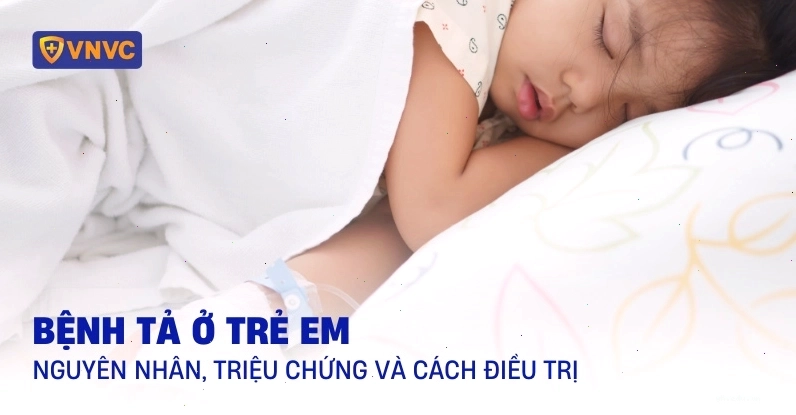 Trẻ em đang được kiểm tra sức khỏe liên quan đến bệnh tả
