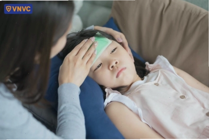 trẻ xuất hiện triệu chứng nặng